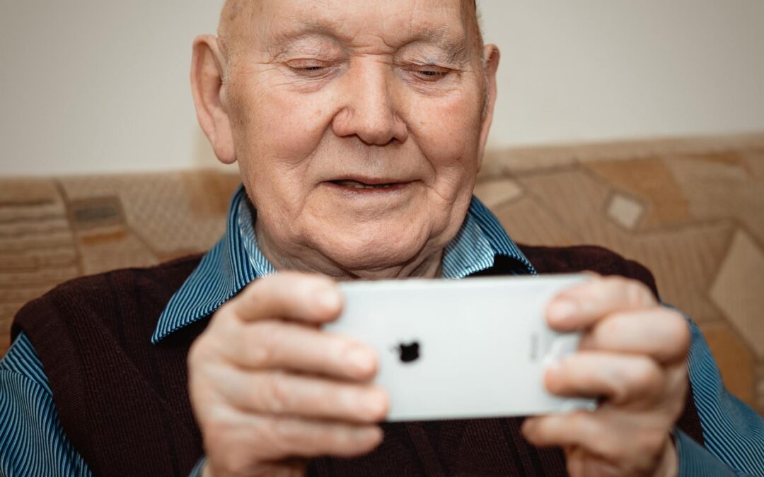 How Technology is Helping Seniors Stay Connected and Engaged