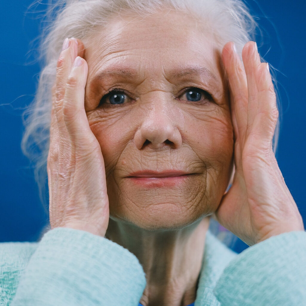 health-tips-how-to-protect-your-eyes-mountain-plaza-assisted-living